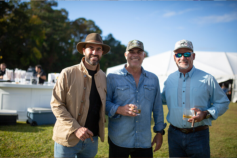 3Dogs_BraysIsland_2025_043_868x600 copy